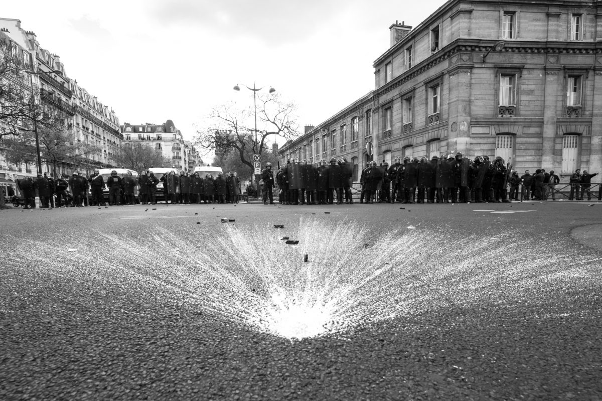 French riot police blocking a street | © Christian Martischius